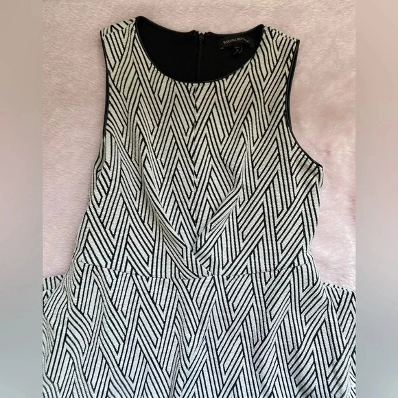 Banana republic striped dress with pockets size 6 - Picture 4 of 7